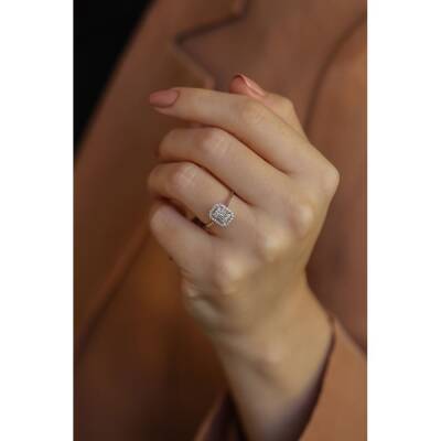 0,26 Ct Baget Pırlanta Yüzük