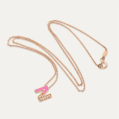 0.04 CT Pırlanta Taşlı Ve Pembe Mineli N Harf Kolye